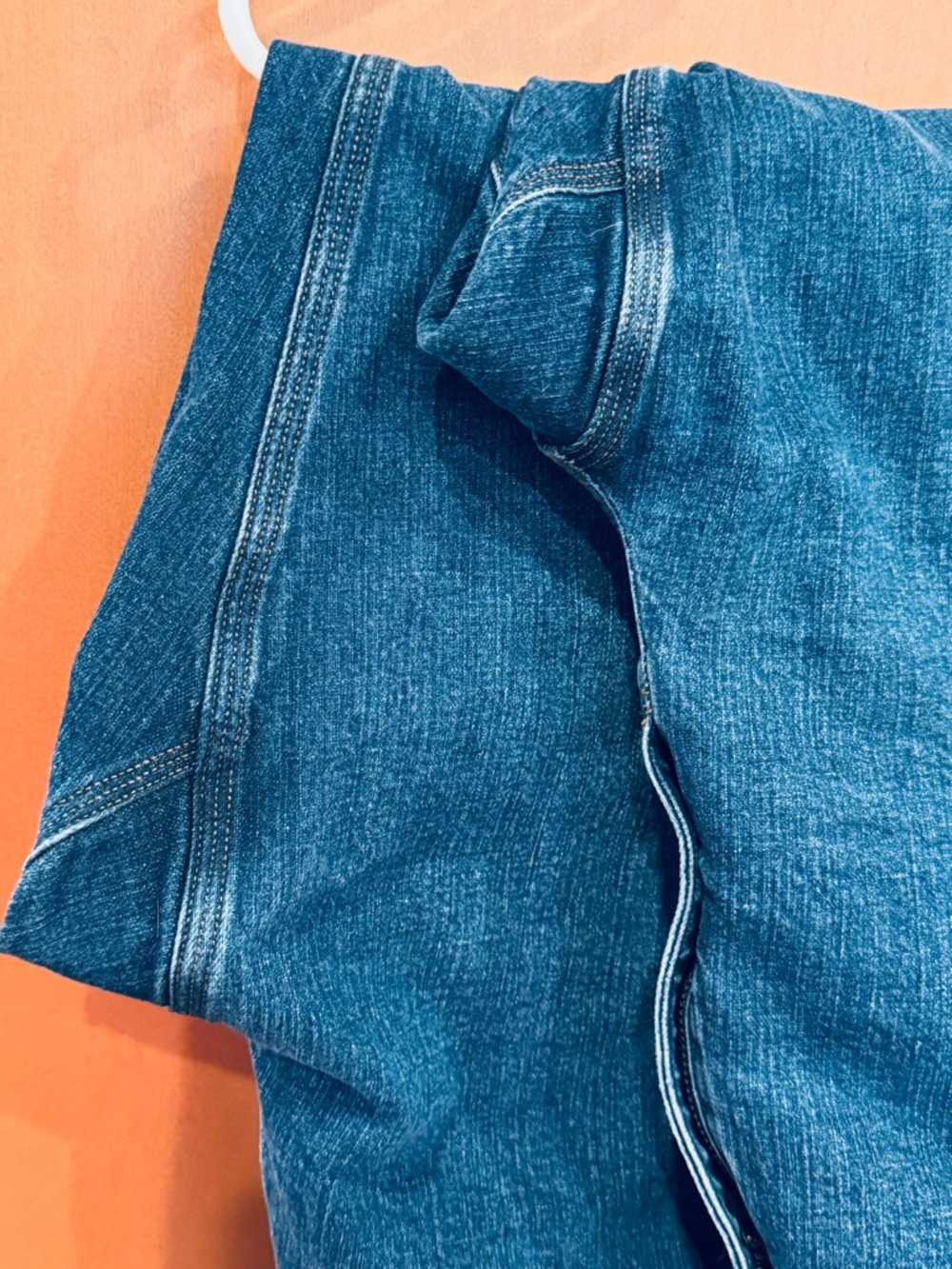 Duluth Trading Co Men's Straight Blue Denim Jeans W/Flex Fit Ballroom 40X32 X 2 - Picture 7 of 7